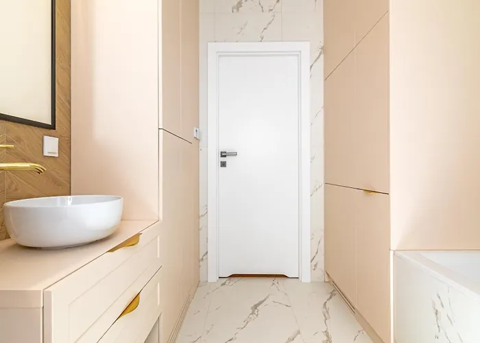 Citystay Piekny Dom Z Ogrodem W Kosakowie Hébergement de vacances Kosakowo