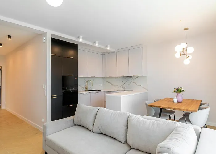 Citystay Piekny Dom Z Ogrodem W Kosakowie Hébergement de vacances